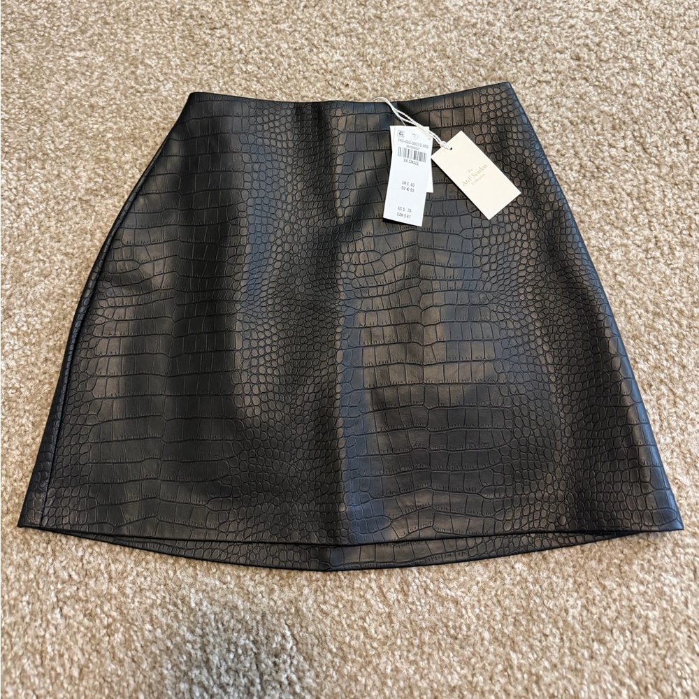 Abercrombie Faux Croc Mini Skort- Black